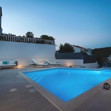 Villa Miholina - With Heated Swimming Pool Trogir Kültér fotó
