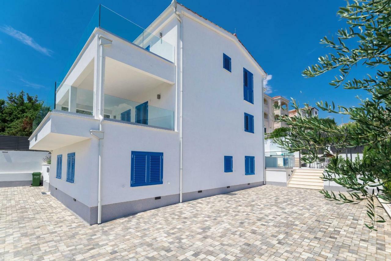Villa Miholina - With Heated Swimming Pool Trogir Kültér fotó