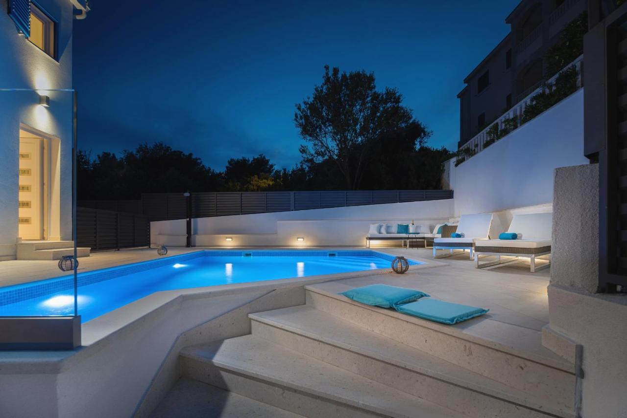 Villa Miholina - With Heated Swimming Pool Trogir Kültér fotó