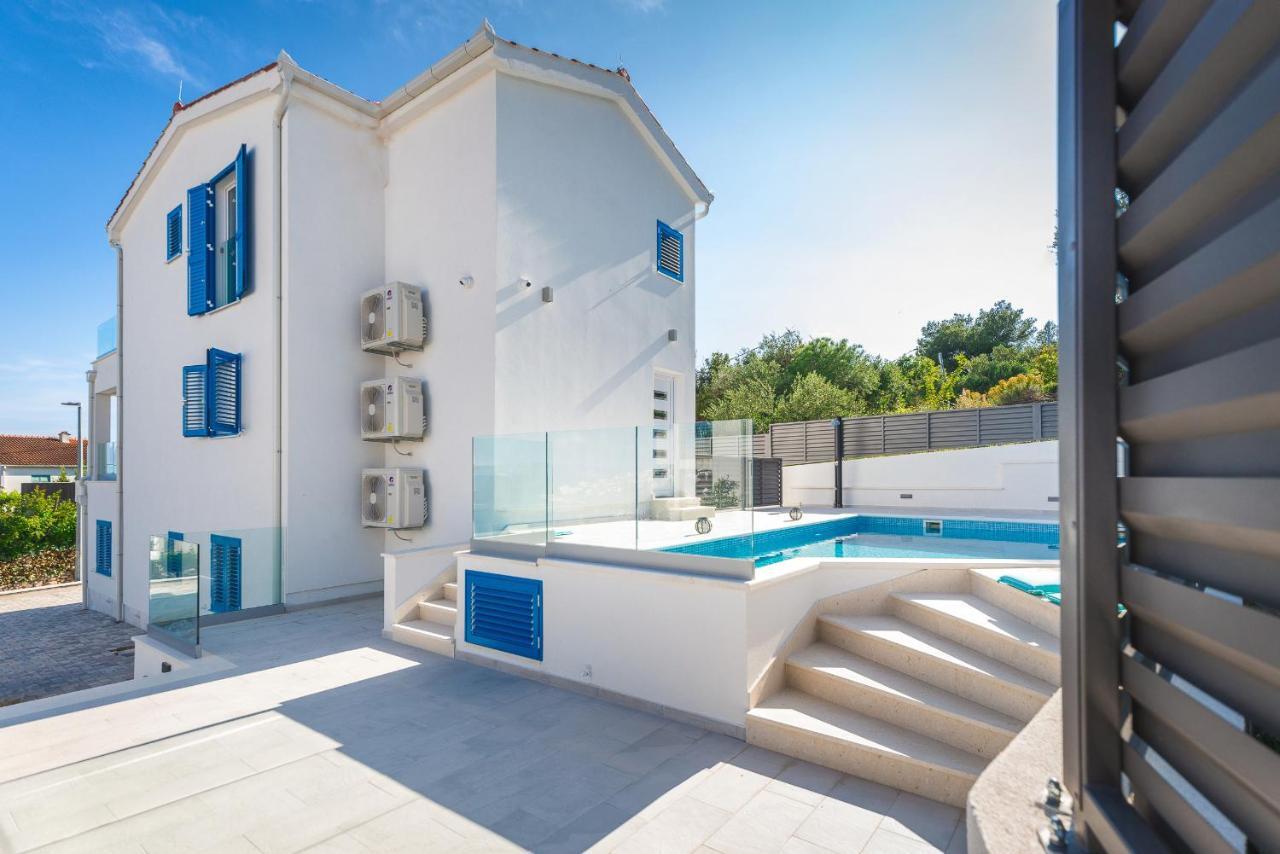 Villa Miholina - With Heated Swimming Pool Trogir Kültér fotó