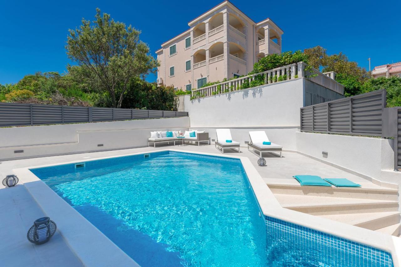 Villa Miholina - With Heated Swimming Pool Trogir Kültér fotó